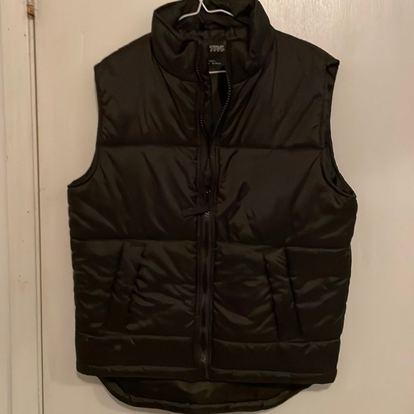 cs Active Jackets & Blazers - Winter Puffer Vest: Black size Small. CS ACTIVE